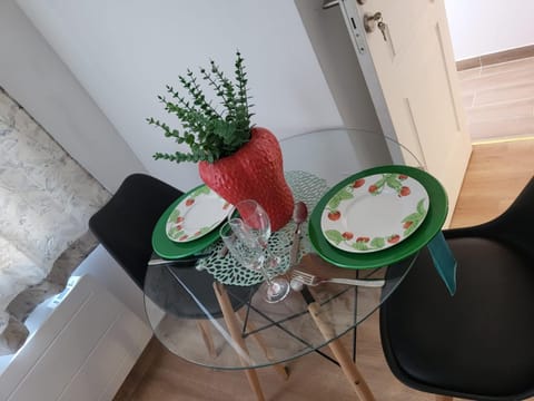 TherezAss Holiday Apartment in Calais