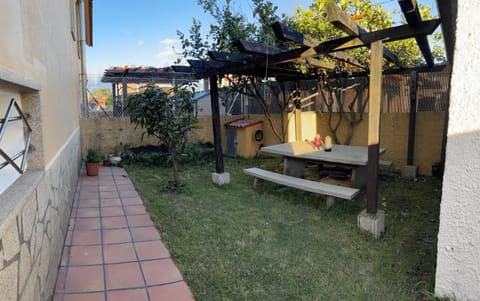 Patio, Garden