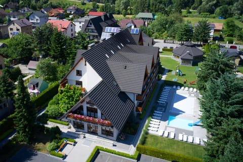 Property building, Bird's eye view, View (from property/room), Mountain view, Swimming pool