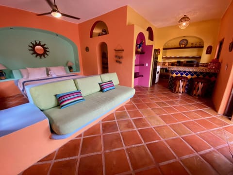 Living room, Photo of the whole room