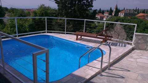 Balcony/Terrace, On site, Pool view, Swimming pool