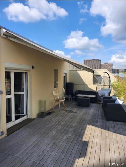 Appartement en attique Strasbourg ville proche gare Halles Apartment in Strasbourg