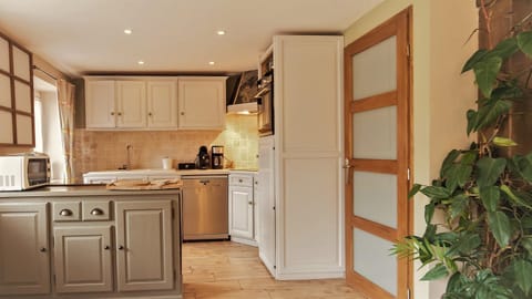 Location de La Ferme De Kerraoul House in Combrit