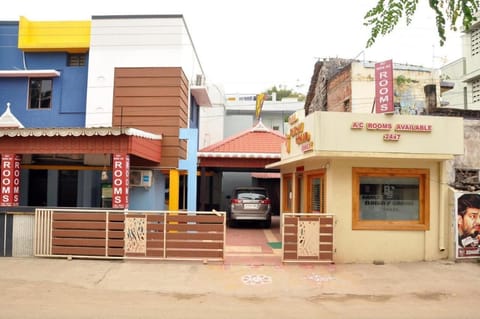 Property building, Day, Neighbourhood, Street view