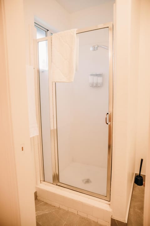 The Granite Retreat House in Bootjack