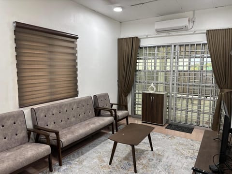 Living room, air conditioner
