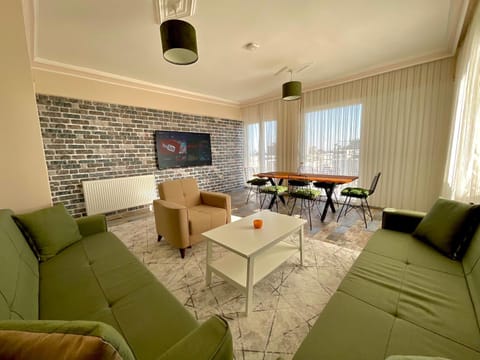TV and multimedia, Balcony/Terrace, Living room, Dining area, Sea view, air conditioner