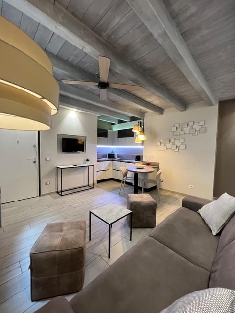 Incantevole Appartamento in Contrada del Mangano Apartment in Province of Brescia