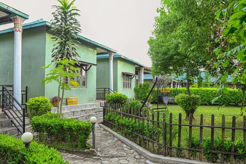 Property building, Garden, Garden view