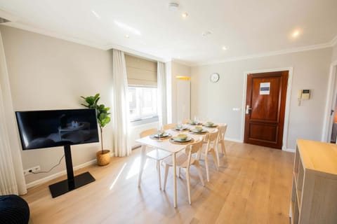 Supreme 75m2 Two-Bedroom Apartment - VW142 Apartment in Eindhoven