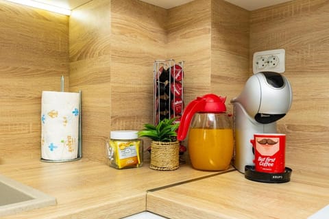 Coffee/tea facilities, Kitchen or kitchenette