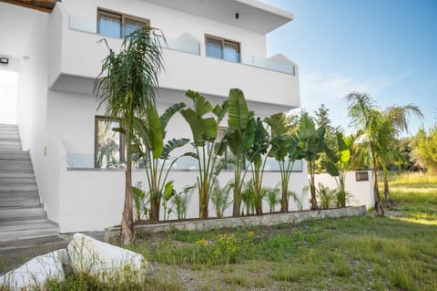 Property building, Garden