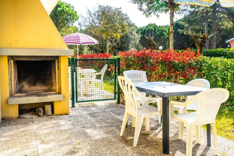 Patio, fireplace
