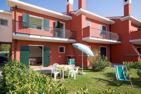 Property building, Garden, Other, Garden view, furniture