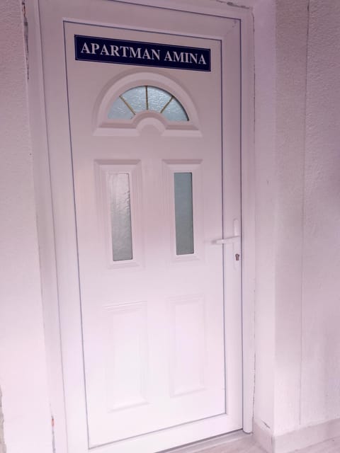 Apartmani Amina Vacation rental in Lika-Senj County