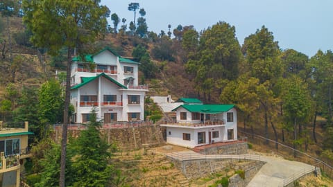 Property building, Day, Natural landscape