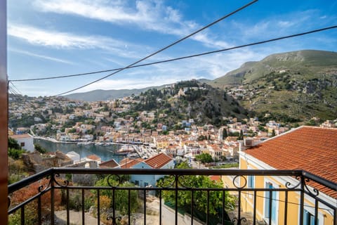 Nearby landmark, Day, Natural landscape, Bird's eye view, City view, Lake view, Mountain view, River view, Sea view