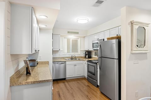 MWV2016: 2016 Marsh Walk Villa House in Seabrook Island