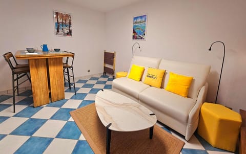 Armorial studio cosy 100m plage Apartment in Deauville