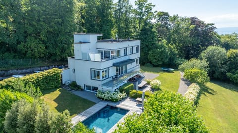 Property building, Natural landscape, Pool view, Swimming pool