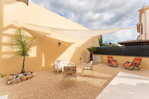 Patio, View (from property/room), Seating area, sunbed