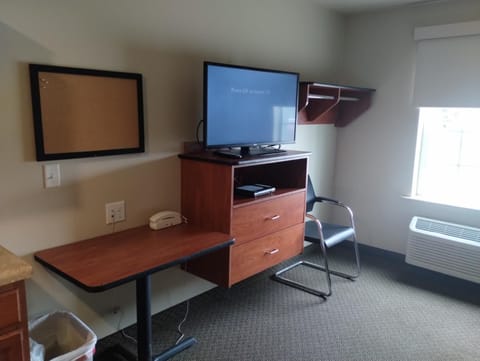 TV and multimedia, Evening entertainment