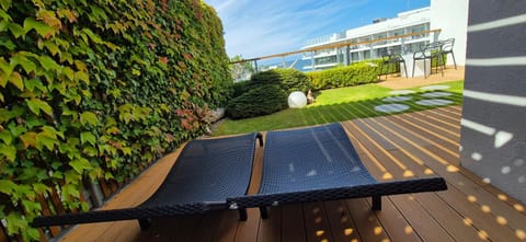 Garden, Balcony/Terrace, Sea view