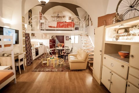 Bed, TV and multimedia, Kitchen or kitchenette, Living room, Dining area, bunk bed, wardrobe