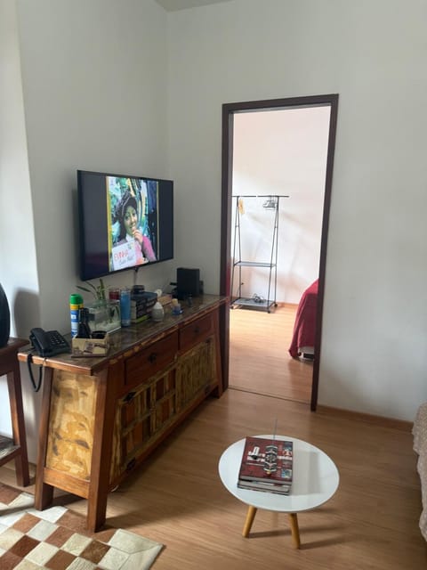 Communal lounge/ TV room, TV and multimedia, Living room, Seating area, Evening entertainment