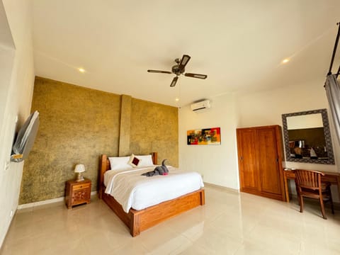 Bed, TV and multimedia, Bedroom, wardrobe, air conditioner
