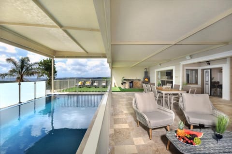 Balcony/Terrace, Pool view, Swimming pool, sunbed
