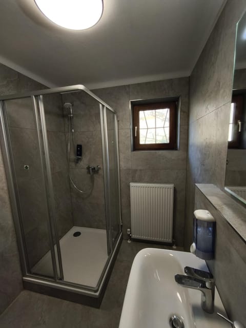 Quaint Room in Modern Flat Vacation rental in Innsbruck