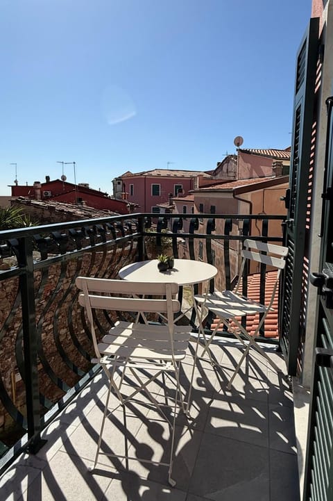 Day, Natural landscape, Balcony/Terrace, Balcony/Terrace