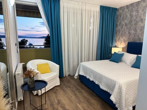 Bed, Bedroom, Sea view