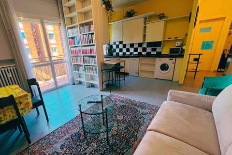 Kitchen or kitchenette, Living room, Dining area, washing machine