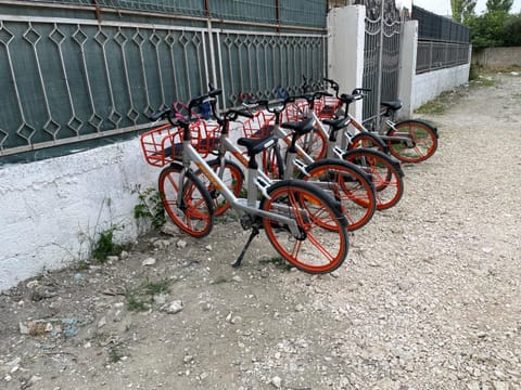 Vlora Backpackers Hostel & Bar LUNGOMARE Hostel in Vlorë