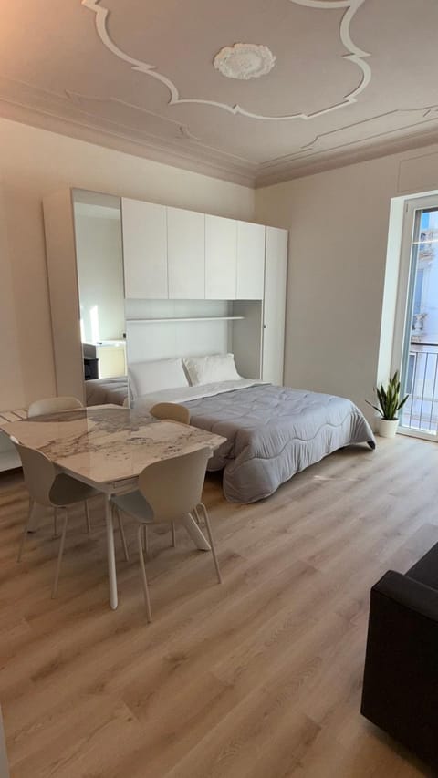 MIHOUSE Res MILAN Apartment in Milan