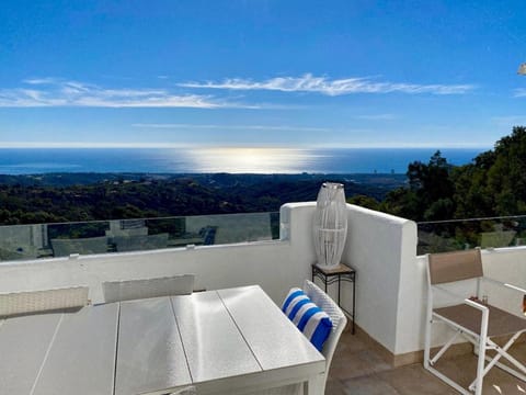 Patio, Natural landscape, Balcony/Terrace, Balcony/Terrace, Dining area, Mountain view, Sea view