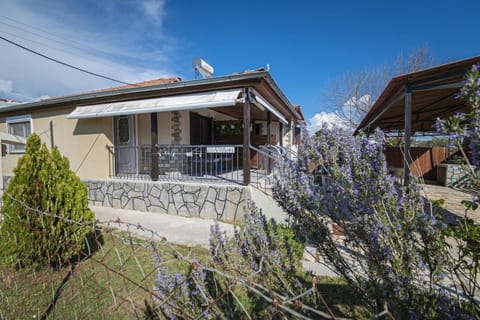 Dimis House House in Halkidiki