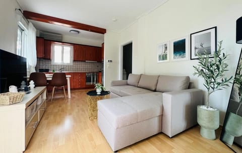 Emerald Lake Loft Apartment in Vouliagmeni