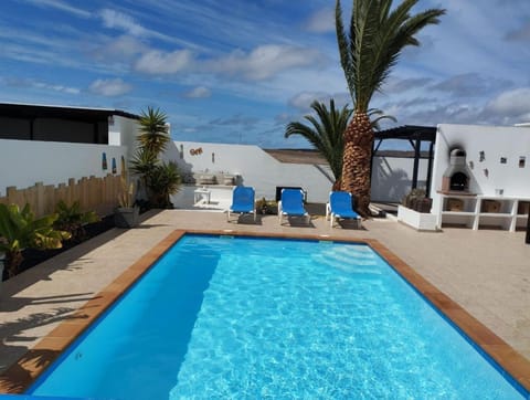 Garden, Balcony/Terrace, Swimming pool