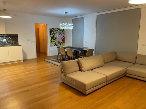 Green & Sea in City Central Oasis Private parking Apartment in Trieste