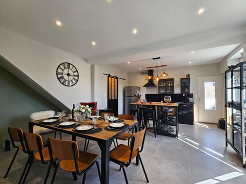 View (from property/room), Dining area