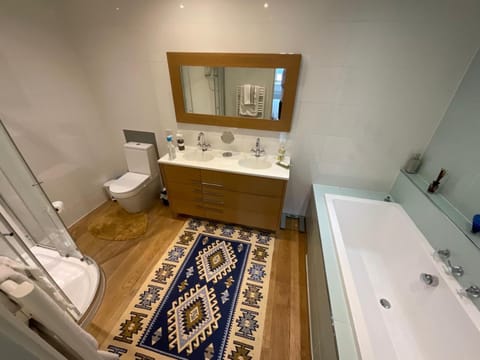 The Old Seed Store Apartment in South Kesteven District