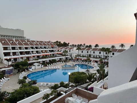 Pool view, Sea view, Sunset