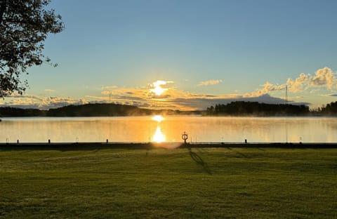 Natural landscape, Garden, Sea view, Sunrise