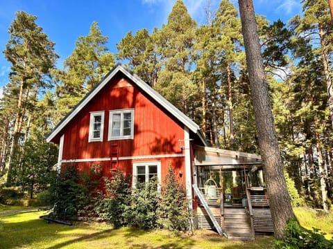 Property building, Facade/entrance, Natural landscape