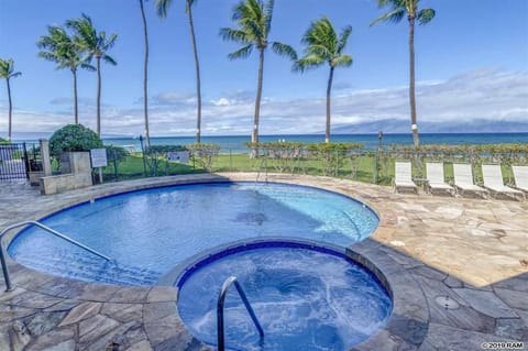 Awesome Paki Maui Beach condos in Lahaina Apartment hotel in Kaanapali