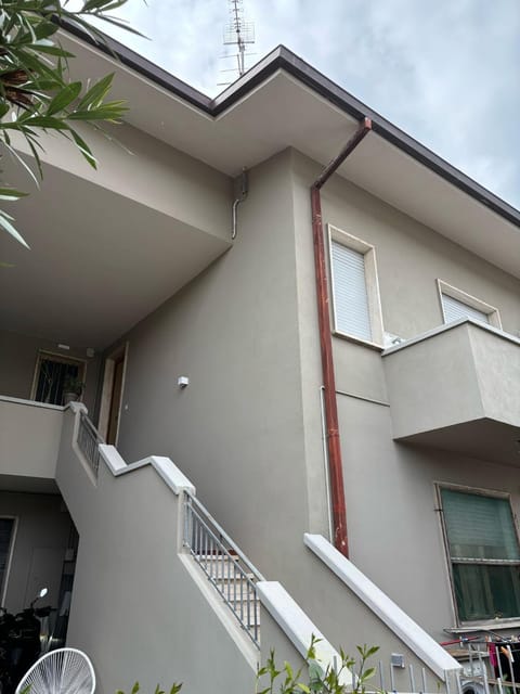 Property building, Day, View (from property/room), Balcony/Terrace