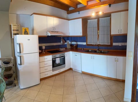 Wooden Harmony House in Halkidiki